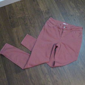 Old Navy Rockstar Super Skinny Jeggings
